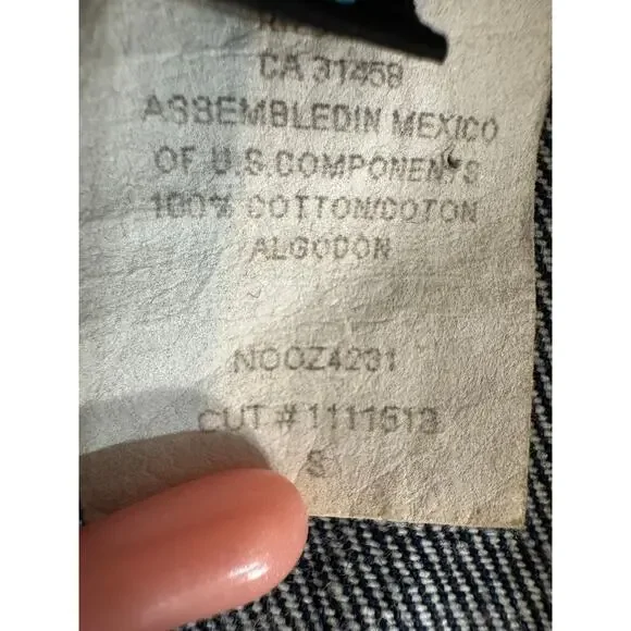 BCBG jean jacket dark blue denim 100% cotton button up collar pockets Sz S - Picture 7 of 7